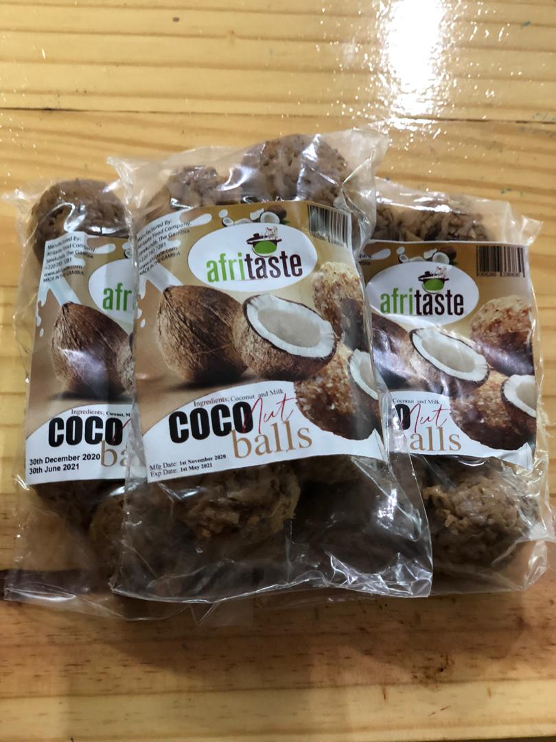 afritastegambia's tweet photo. Visit Atlas Bitic Bijilo and @ThehubG to get our 
#Chillisauce 🌶🌶🌶 #groundnutcake 🥜🥜
#coconutballs🥥🥥🥥 
#snackwithus #gambianspice https://t.co/aV8ulXJ3lA