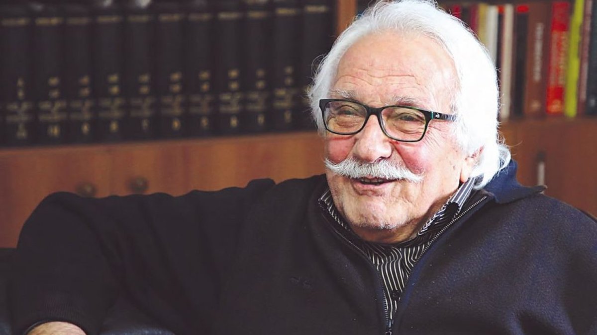 Fikir ve araştırmalarıyla tarihe bakışımızda yeni ufuklar açan, eserleri ve verdiği konferanslarla davamızın çalışkan bir neferi olan Yazar #YavuzBahadıroğlu'na Allah'tan rahmet, ailesine, yakınlarına ve sevenlerine sabırlar diliyorum. Milletimizin başı sağolsun.