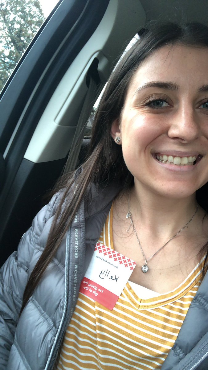 KellyRubin19's tweet photo. I donated blood today for the first time! What an easy way to save up to 3 lives.  What did you do to help someone today? https://t.co/vka9ea0T66