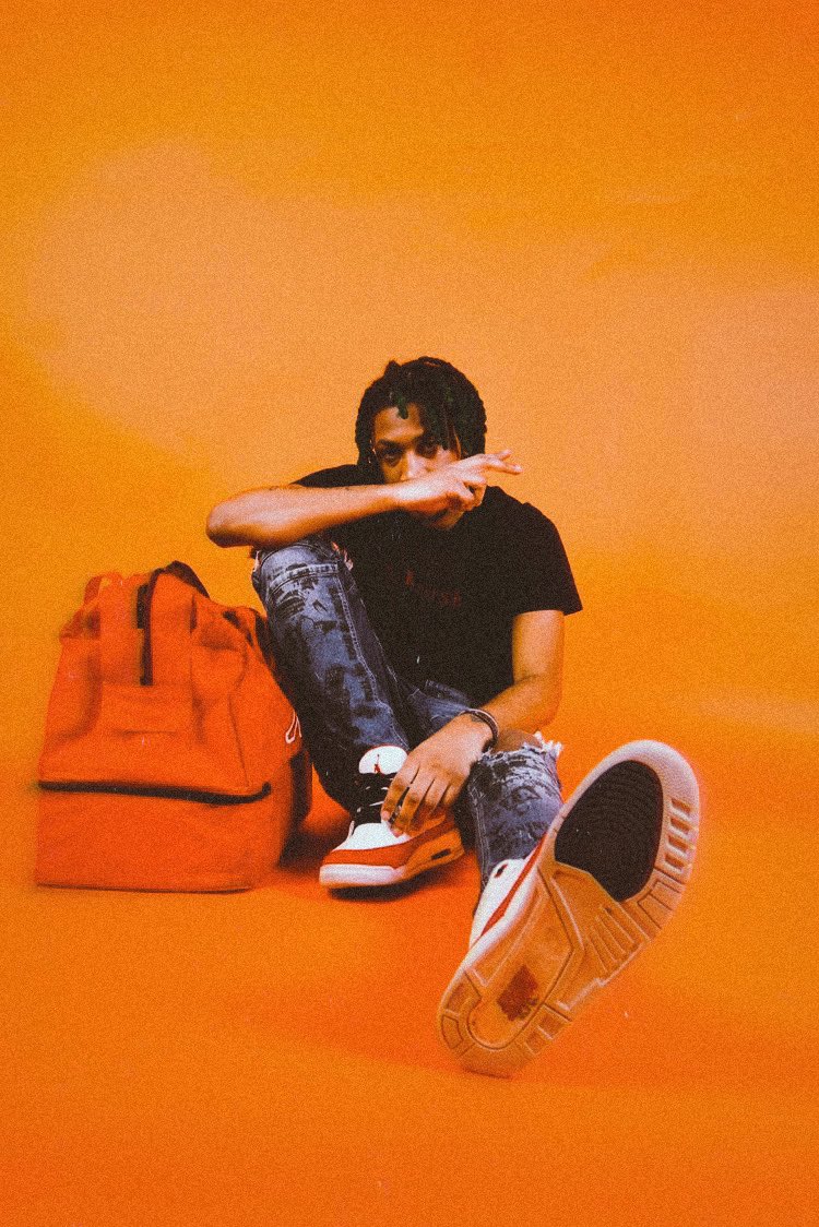 VillainVisualRV's tweet photo. “ I make music for people to turn up too never want a dull moment while listening too me “ 🥭🔥 https://t.co/DRRZqrbtQ3
