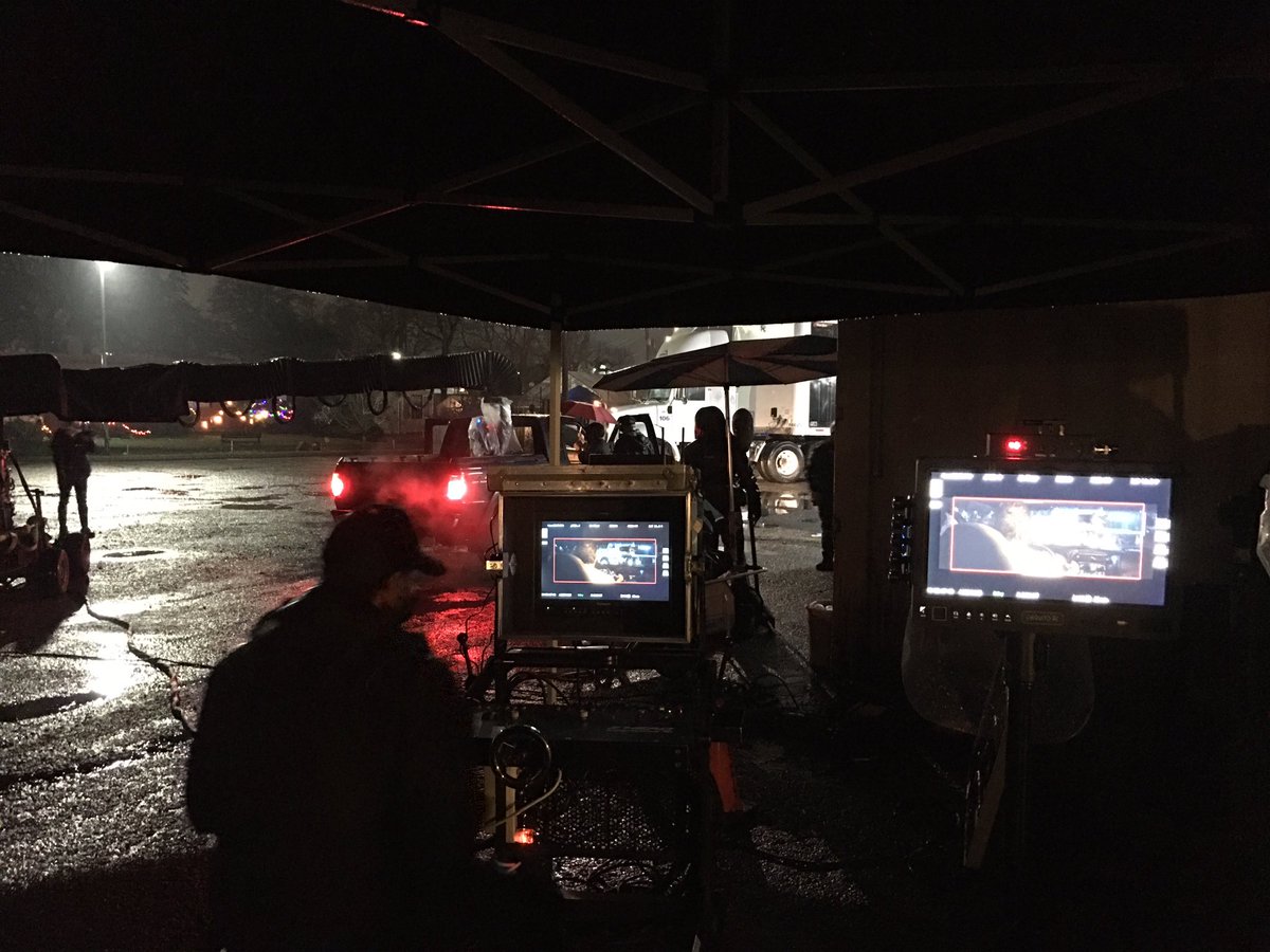 cherrystfilms's tweet photo. 2021 is shaping up to be a year dedicated to growing, healing and learning. Cherry Street is excited for the year ahead and we look forward to sharing our latest production and educational projects with you! Thanks for coming on this journey with us. https://t.co/zzzDFCJ1zP