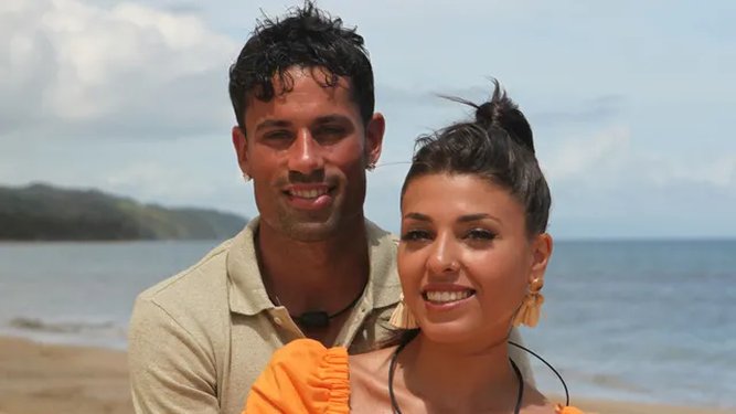 bxrjaav's tweet photo. Soy el único que les ve mucho parecido?!?! #LaIslaDeLasTentaciones3 https://t.co/m3I0rOayjG