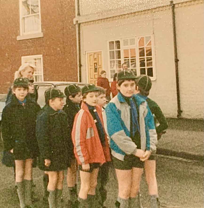RacingGreen1976's tweet image. #brothers #shortshorts #shellsuits