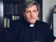 Question - who remembers when a priest in Dungarvan told people that a woman dubbed the ‘angel of death’ was spreading AIDS in the town. Latest episode of the #mediamoments podcast linktr.ee/MediaMomentsPo…