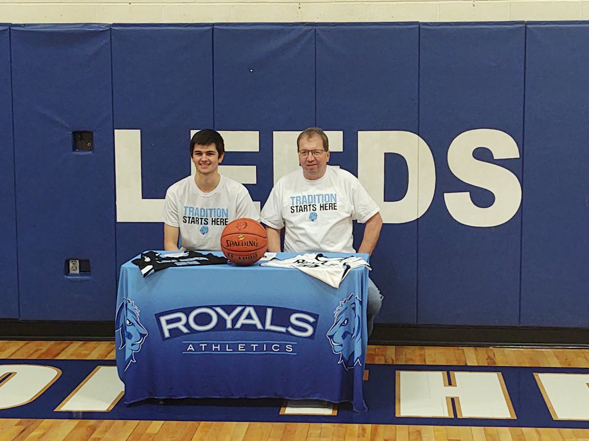 CoachJ_Marsh's tweet photo. Excited to welcome 6'2 Guard Blayne Anderson from Leeds, ND to the #RoyalsFamily! #JoinRoyalty https://t.co/yczKLlEhxD