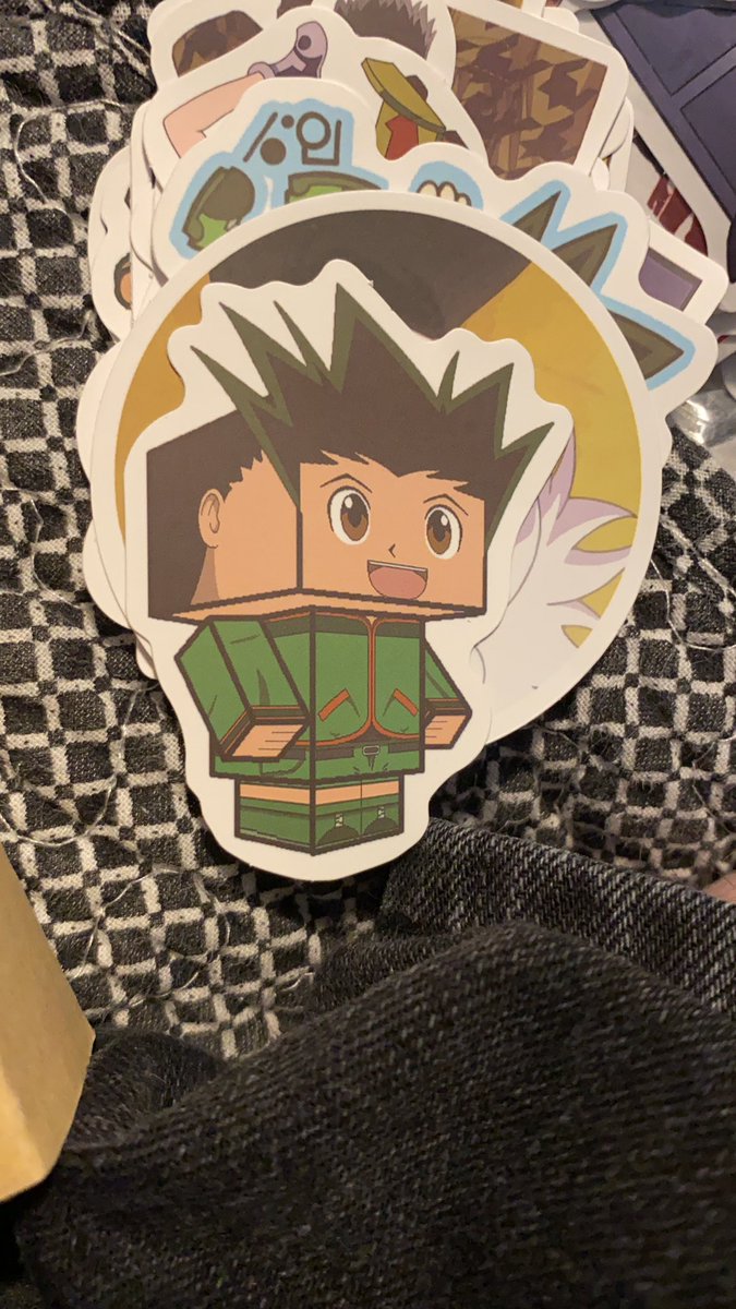 roachonthefloor's tweet photo. i just got some hxh stickers what the fuck is this https://t.co/KaRFXovhzd