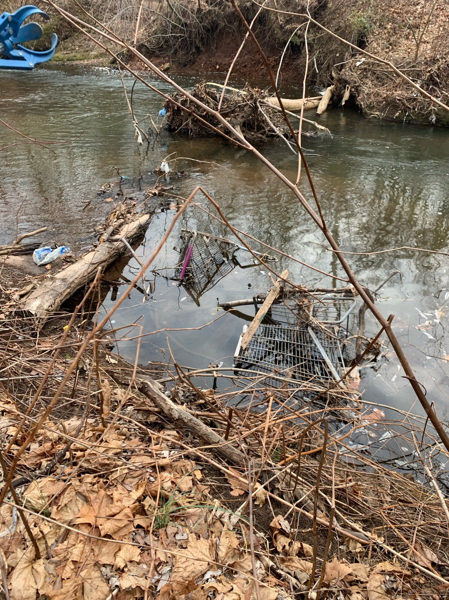 CTClimateAction's tweet image. Light cleanup today. We would like to thank all of our donors and volunteers for making it happen. Onto a safer 2021! #ClimateAction #ClimateEmergency #plasticpollution #pollution #cleanwater #GreenNewDeal #FaceTheClimateEmergency #EnvironmentalJustice