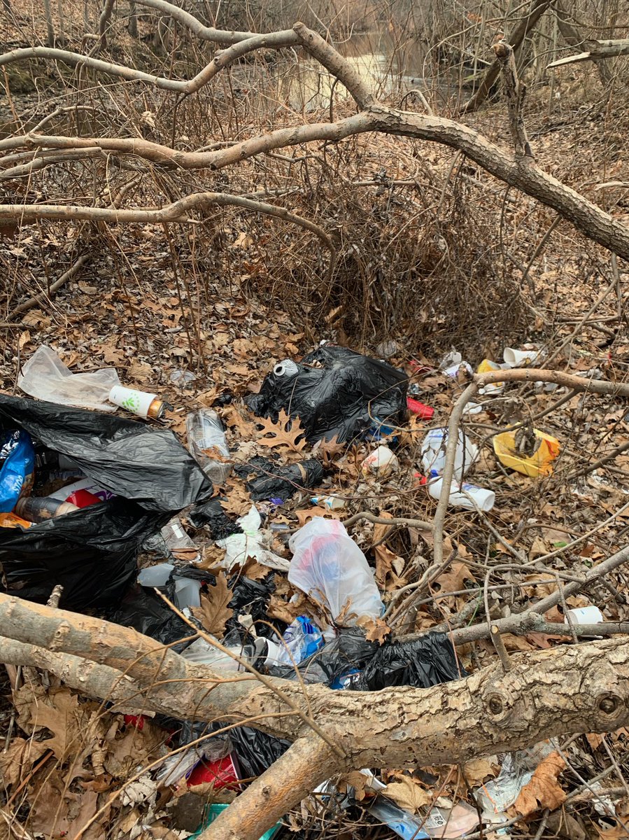 CTClimateAction's tweet image. Light cleanup today. We would like to thank all of our donors and volunteers for making it happen. Onto a safer 2021! #ClimateAction #ClimateEmergency #plasticpollution #pollution #cleanwater #GreenNewDeal #FaceTheClimateEmergency #EnvironmentalJustice