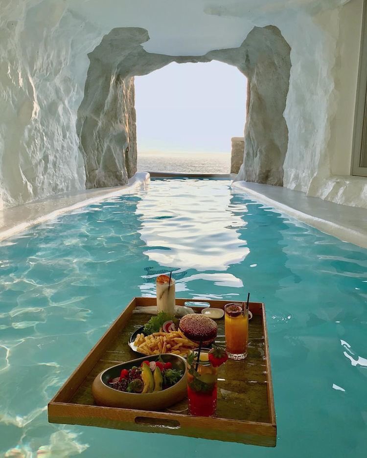 INTERIORPORN1's tweet photo. Santorini is where I need to be 🥰 https://t.co/yImiBYSoDM