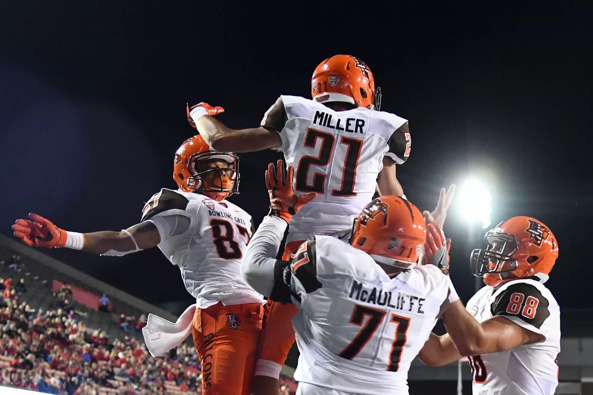 Blessed to receive an offer from Bowling Green State University 🟠🟤@CoachLoefflerBG @DABigGreenFB @730scouting @bbarbato53