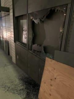 MrAndyNgo's tweet photo. On 20 Jan., #Antifa rioted in Seattle for Inauguration Day. They started street fires, smashed up businesses &amp; a courthouse. They also marched to the iconic Pike Place Market, where they broke into &amp; looted the original @Starbucks. Police only arrested 3. https://t.co/x2LyjuFKsr https://t.co/gU8nAjR9dA