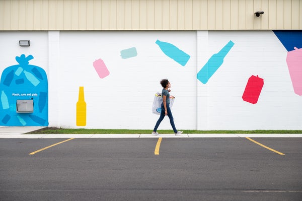 CleanLoopCenter's tweet image. Hey, we&apos;re back here! Look for the building with bottles and cans as you turn down Botsford Place - right by Hyatt&apos;s and right off Elmwood and Hertel. Get directions at cleanloopcenter.com! #Buffalo #Buffalove #Recycling #GetInTheLoop