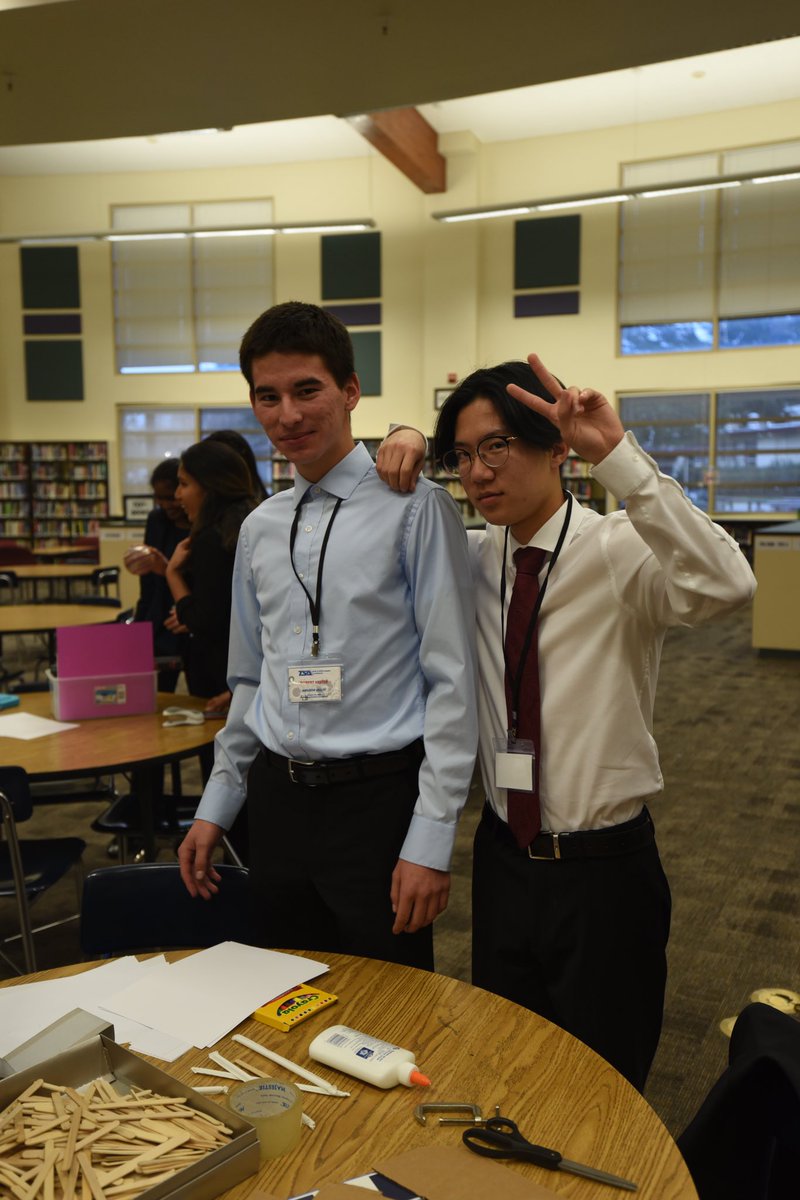 CaliforniaTSA's tweet photo. TSA’s Essays on Technology event has Participants write a research-based essay that makes insightful connections about a current technological topic. Essay prompts are given on the spot along with articles for research. 

#TSAnow #TechnologyStudentAssociation #CATSA #CTE #CTSO https://t.co/3LbQOPDjjr