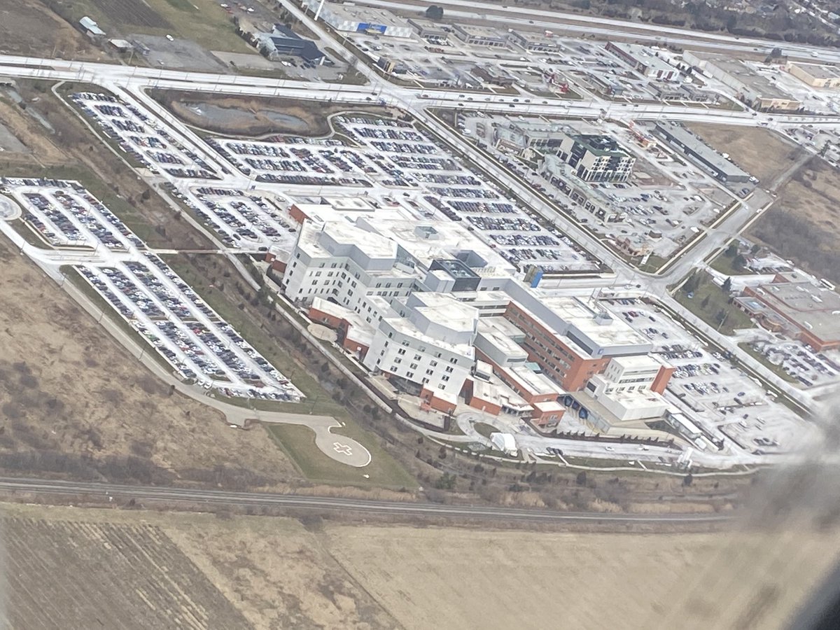 Hoverlover77's tweet photo. Busy between ⁦@TorontoPearson⁩ @⁦⁦NiagaraFalls⁩ #stcatharineshospital #niagarafire  #airambulance ⁦@LDO_Helicopters⁩ ⁦@Ornge⁩ https://t.co/wJY5x8Dv1Y