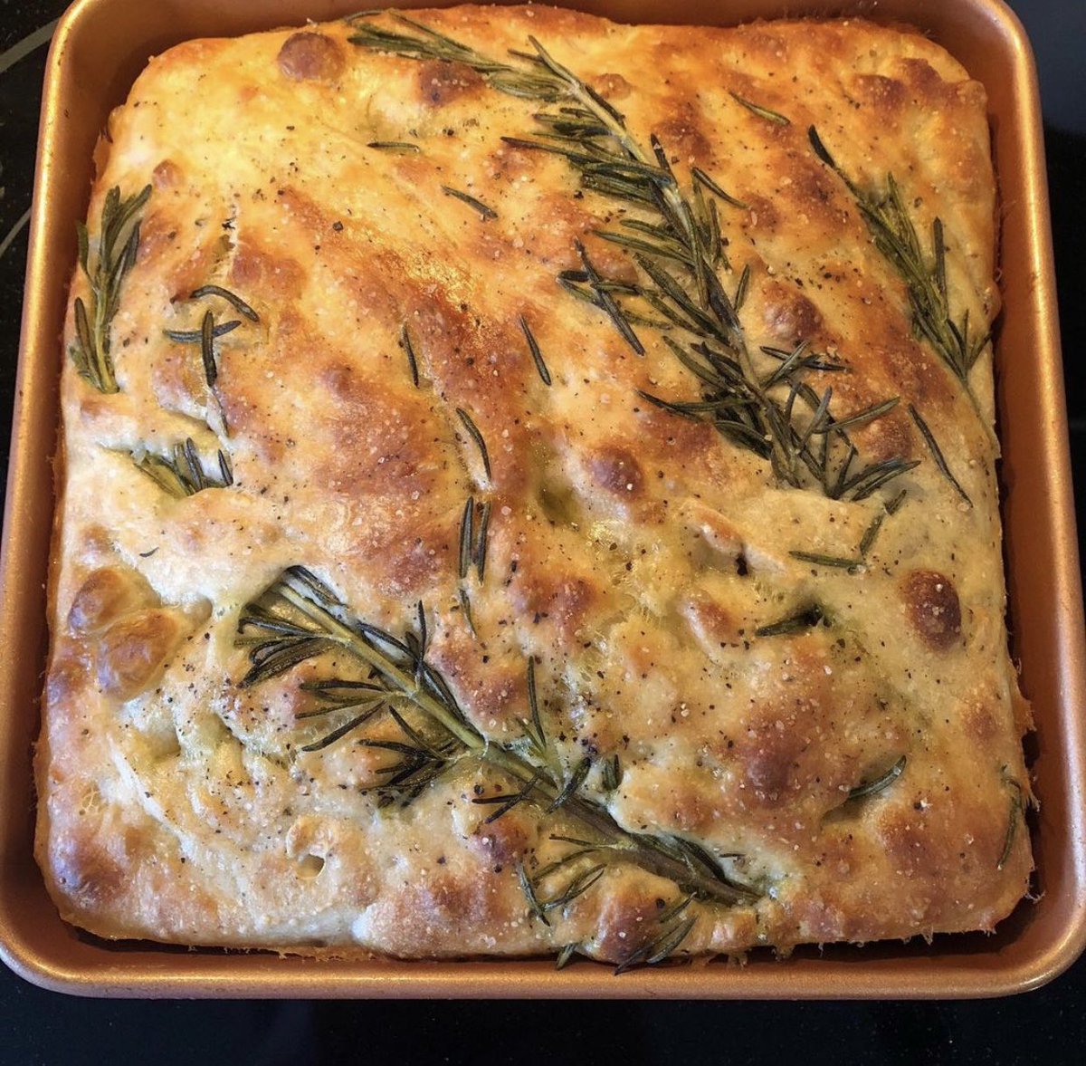 Homemade Rosemary Focaccia by @thixthixtix 🌿🍞