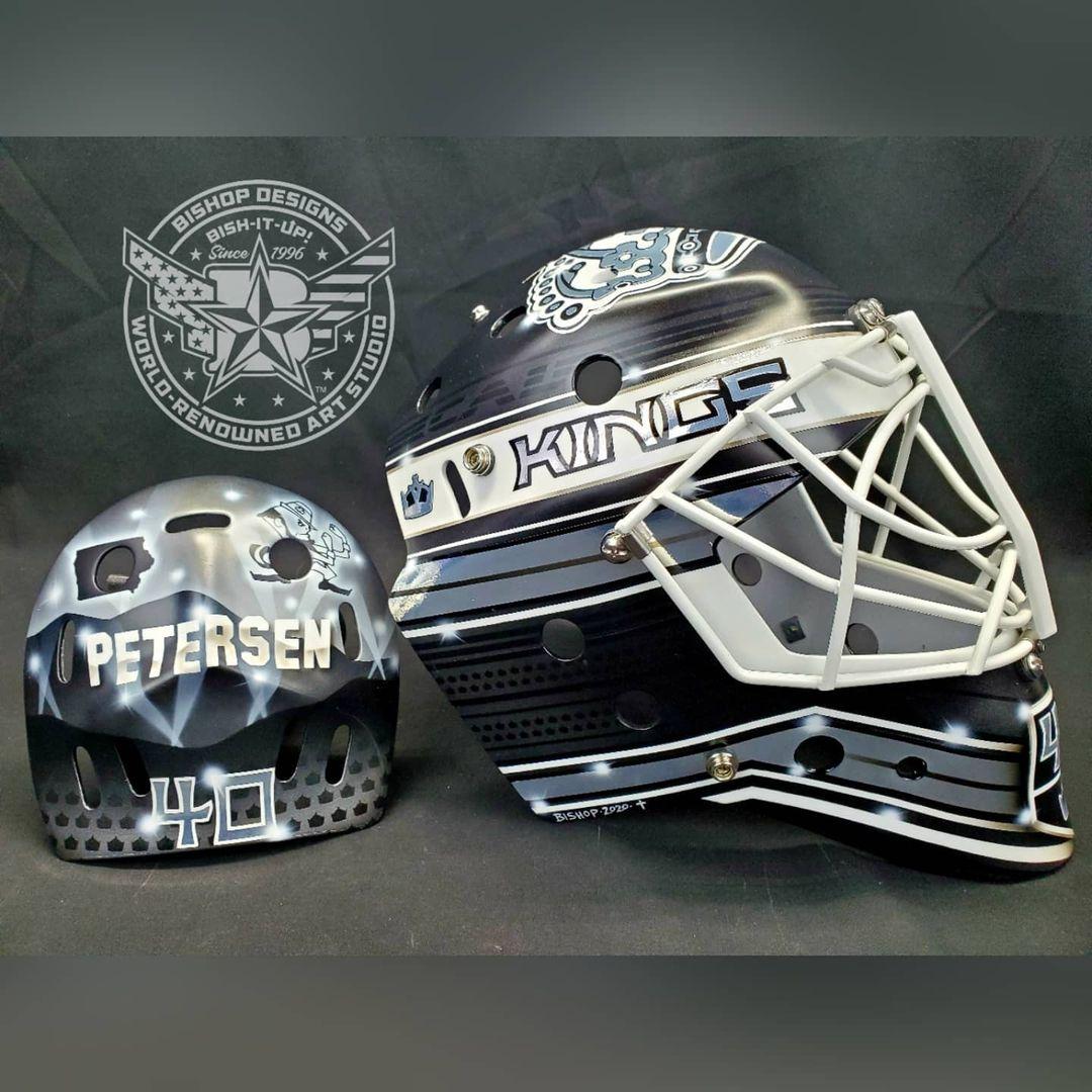 NHL's tweet photo. Cal Petersen (@CalPetersen40) keeps the gorgeous @LAKings masks coming. 

(🎨 IG/bishopdesigns) https://t.co/8UntpLGCz5