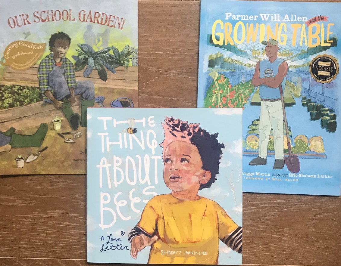 ReadersToEaters's tweet photo. Love the @BeeCauseProject #BookClub w terrific #CommonCore Educator’s Guides featurng #TheThingAboutBees:ALoveLetter #OurSchoolGarden! #FarmerWillAllenAndTheGrowingTable https://t.co/qjyHIdSDT1 #Bees #SchoolGarden #GardenEducation #FarmToSchool #AgClassroom #AITC #FoodLiteracy https://t.co/93FL6svEIn