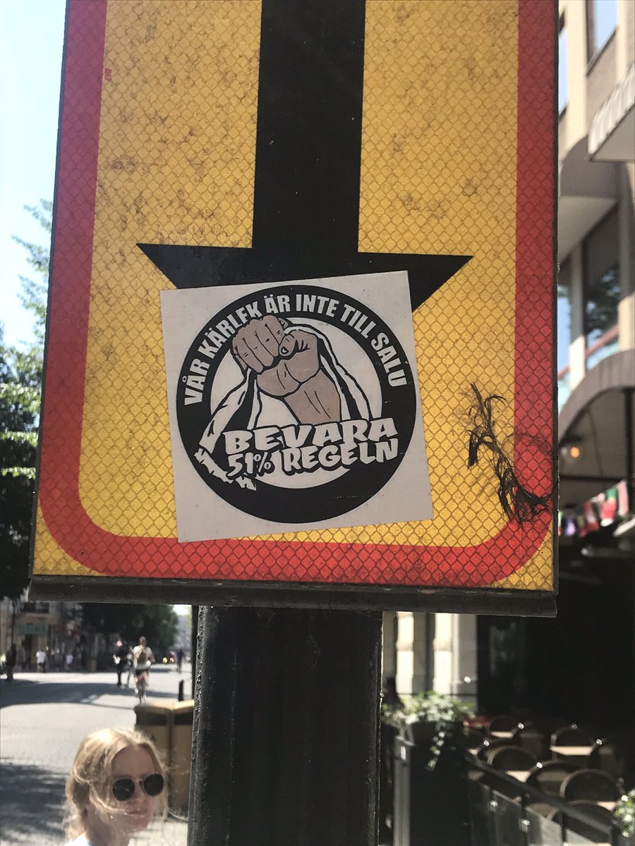 SupporterVisual's tweet photo. #supporterculture #mdmf #noalcalciomoderno #football #gegenmodernenfußball #graffiti #Stickers #ultras https://t.co/6l8ENhgBdc