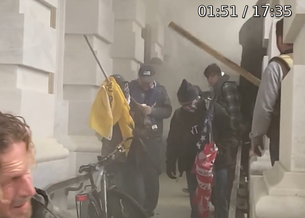 individual4 tweet media