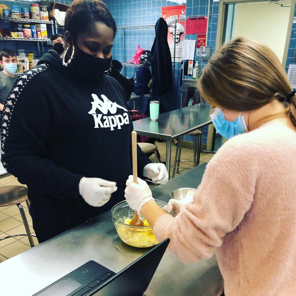 KKreuter12's tweet image. It’s been awhile but I had to share our lesson today! Pâté à Choux!! Naturally cream puffs was the obvious choice! #frenchbaking #bakingbasics #classiccreampuffs @MarthaStewart @SThompsonEdD @FHSDalers