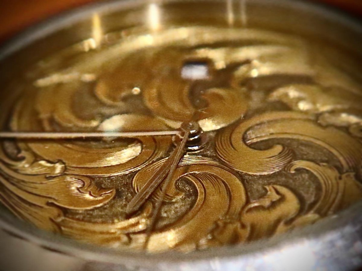 276ccm's tweet photo. #design created in #procreate by @Procreate and #affinitydesigner by @affinitybyserif on #ipadpro All #handengraved #watchengraving #handengraver #acanthus #scrollwork #engraved #engraver #engraving #grabado #handmade #luxurywatch #lindsaytools #jewelry #canonm50 #polaroid https://t.co/8hVvpCowkT