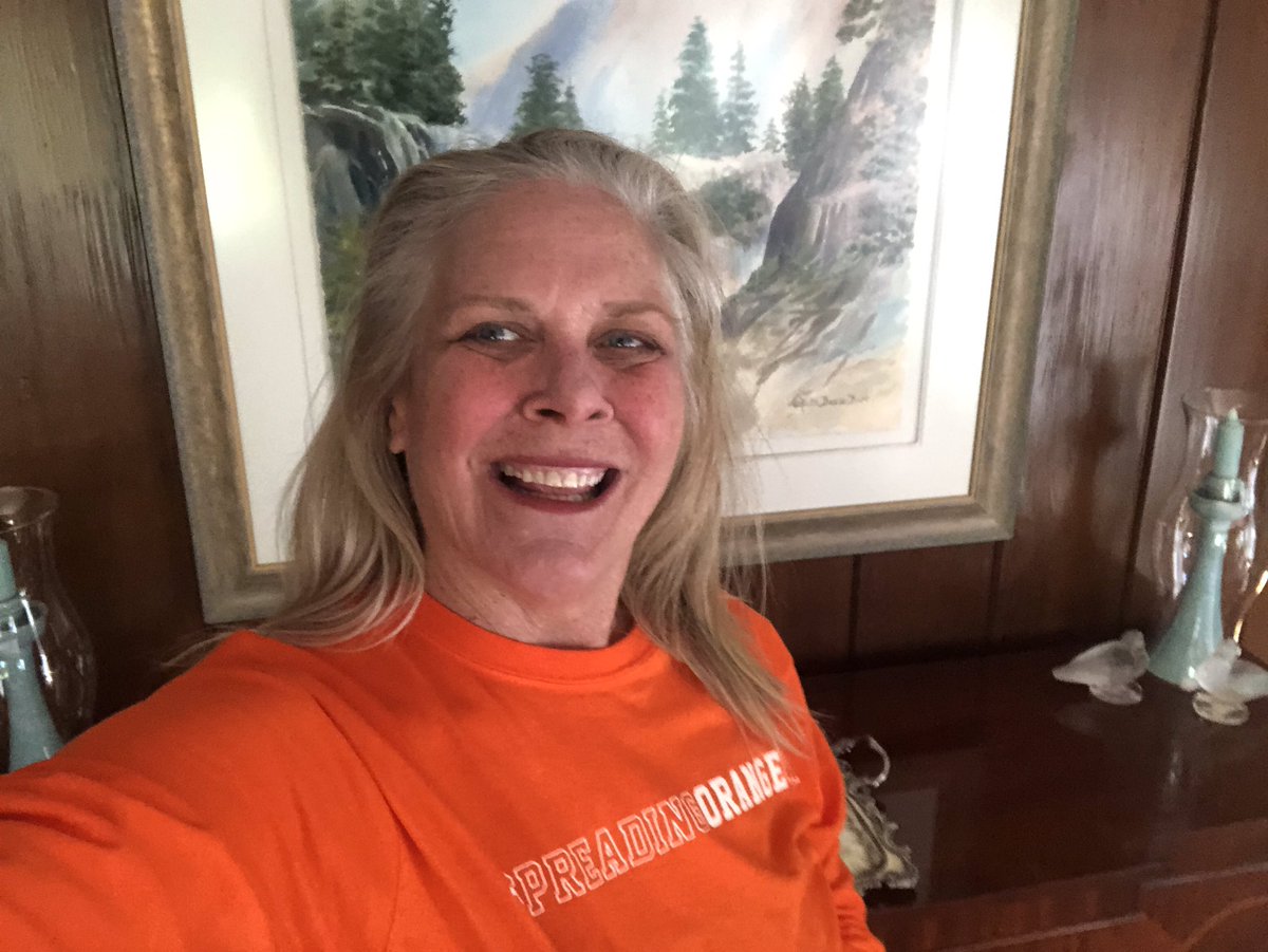 TheGirlWithMS's tweet photo. Thank you MS4MS for the awesome swag! Happy to be the winner of your online contest! #spreadingorange #missionstadiums #MS4MS #jointhefight. #selfcare2021 #conquermswithselfcare #conquerms #feelingstrong. #wevegotthis #msAdvocate #dowhatyoucan #takeTHATms! https://t.co/AY8vxocdDp