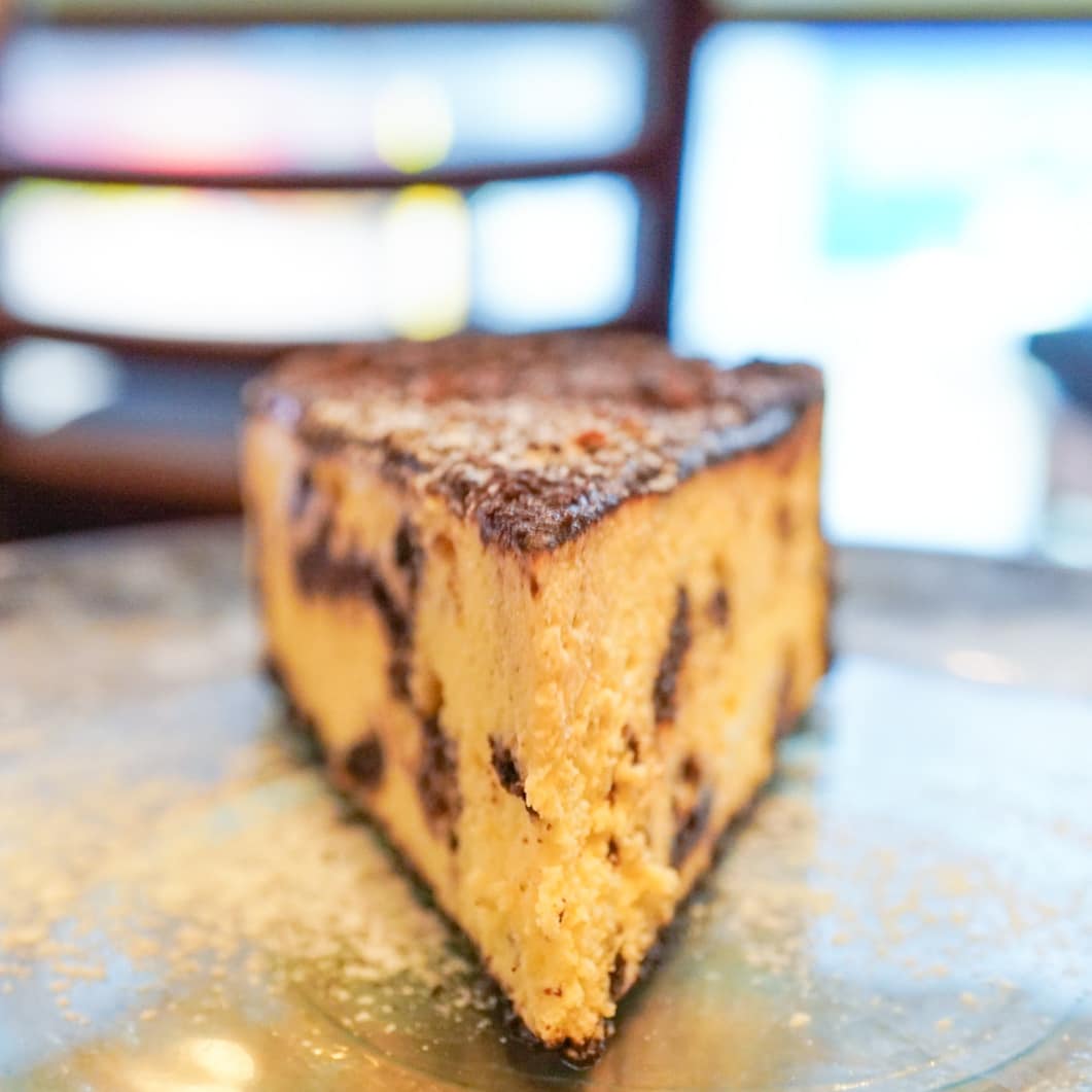 Osグルメ 吉祥寺 Alley Cafe オレオのニューヨークチーズケーキ 680円 Alley Cafe 吉祥寺駅 徒歩3分 東京都武蔵野市吉祥寺南町１ １ ８ けやきビル３f 東京カフェ アリーカフェ Alleycafe 吉祥寺カフェ T Co c6rxvx0o