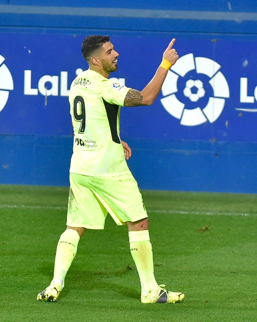 futraiz_fc's tweet photo. Luis Suárez marcou hoje dois gols na vitória do Atlético de Madrid.

Agora o uruguaio é artilheiro da La Liga junto com Lionel Messi (11 gols) https://t.co/LuW4d0KsgO