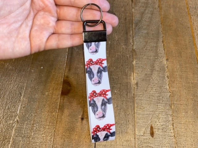 Cattle Livestock Keychain Wristlet, Show Steer, Heifer, Cowhide, Keys, Keychain, Key fob, Wristlet, Cow, Bull, Black and White Cows, Cowhead 

etsy.me/3p8GfXh

LIVE NOW!