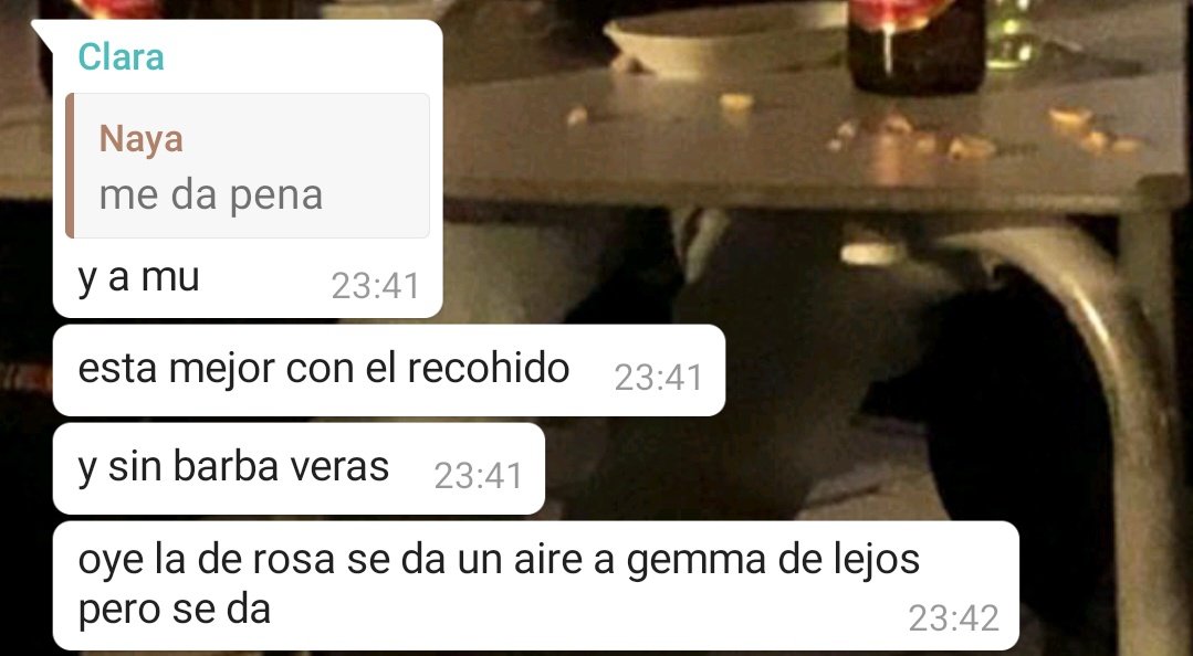 Oye, la de rosa se da un aire a Gemma, de lejos pero se da. 
#proyectocoma2020