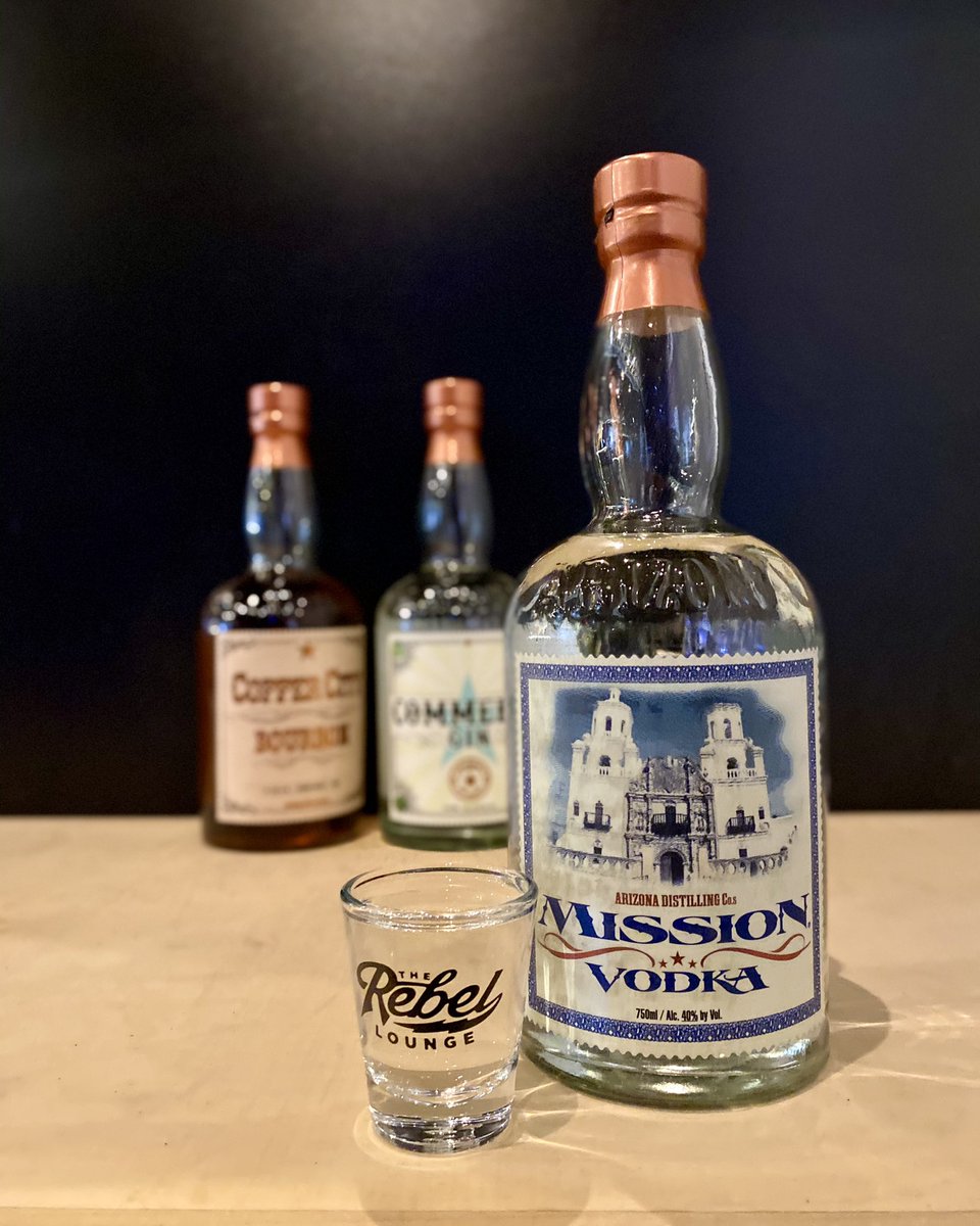 TheRebelPHX's tweet image. @AZDistilling makes some of the finest spirits this side of the Mississippi. 

We’re proud to serve their Mission Vodka, Copper City Bourbon &amp;amp; Commerce Gin 🥃

Thursday nights we have deals on all local drinks! $5 cocktails &amp;amp; $4 beers from local distilleries &amp;amp; breweries ⚡️