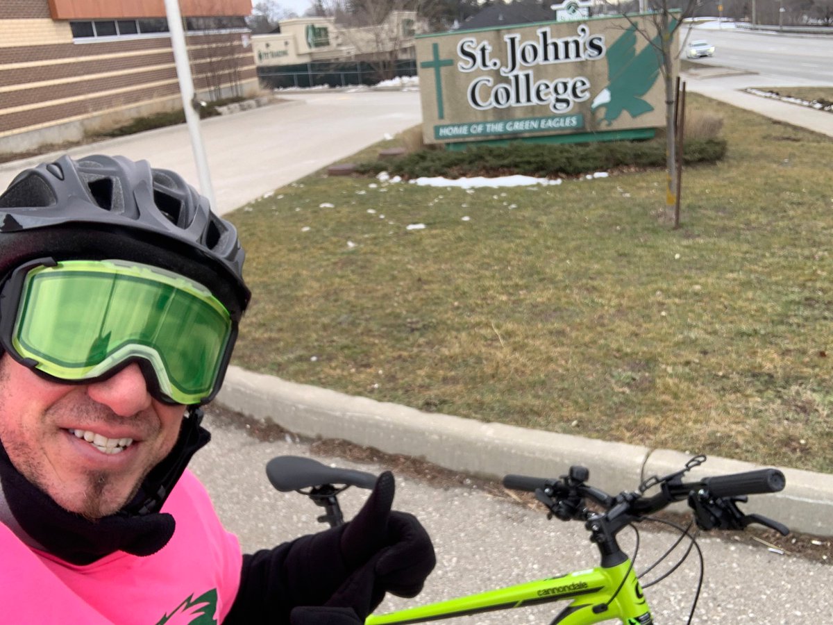 JeffDeProsperis's tweet photo. Today for #ActiveBlock at 2 pm #Synchronously #RecFitLead @SJCEagles participated in #HALE time - choice of #PhysicalActivity to showcase #HealthyActiveLivingEducation as #mentors #leaders in our school -- we started in #Teams, did 30 mins. #PA outdoors, and then ended in #Teams https://t.co/7DUKwDGlnX