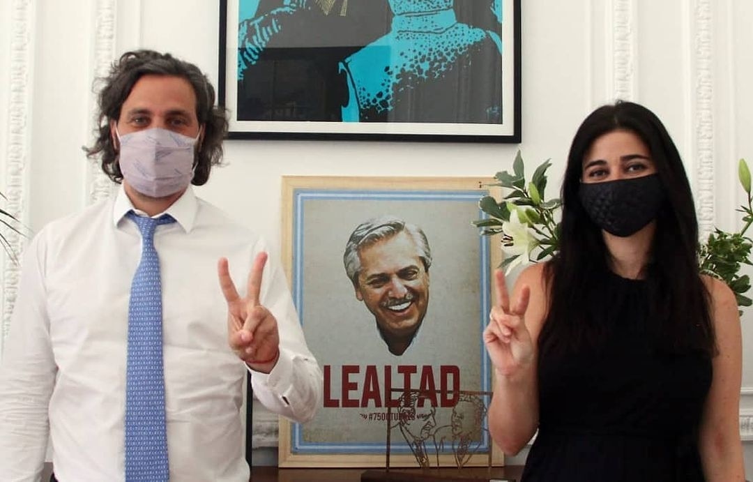 Lealtad a nuestras convicciones!

<a href="/CarmelaMoreau/">Carmela Moreau</a> estuvo con @SantiCafiero y hablaron de la agenda #2021

Plan nacional de vacunación
Reactivación económica 
Federalismo productivo
Soberanía alimentaria
Desarrollo con justicia social. 

Siempre junto a <a href="/alferdez/">Alberto Fernández</a> y <a href="/CFKArgentina/">Cristina Kirchner</a> 🇦🇷