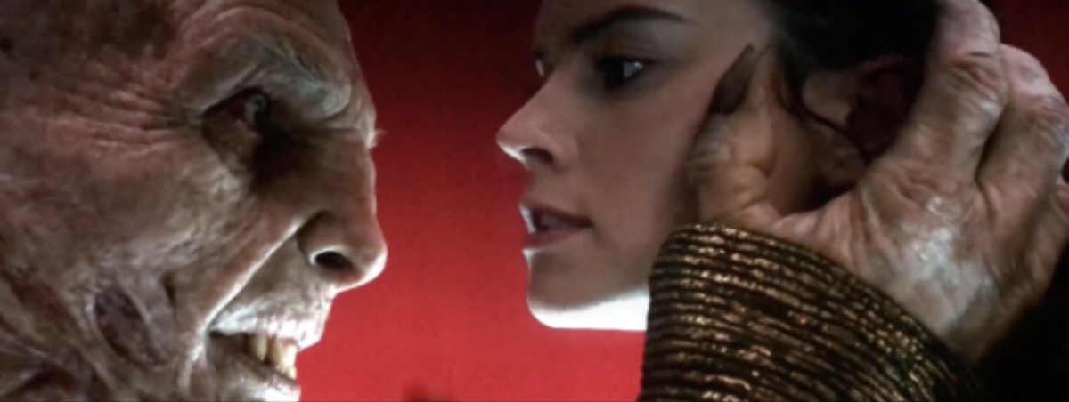 Though they switch sides a few times in the battle of Crait, Kylo’s army is always favouring the left and the resistance are always right. This is carried thru from earlier in the movie when Rey/Kylo face Snoke, whose throne always favours screen left.