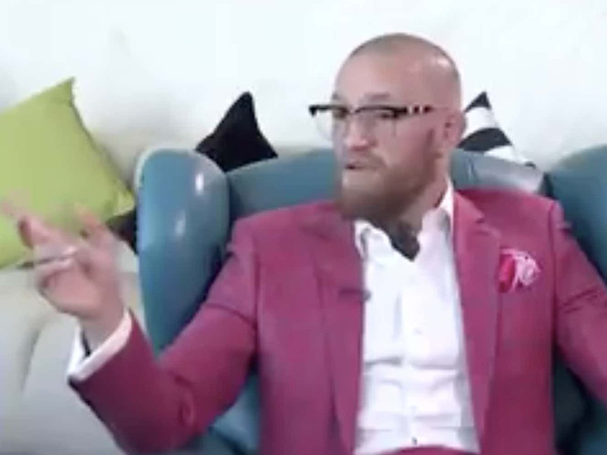 barstoolsports's tweet photo. Conor McGregor Hilariously Spots Max Holloway Skateboarding Past One Of His Interviews https://t.co/mlMXZ8rQO3 https://t.co/ool5XhQnmn