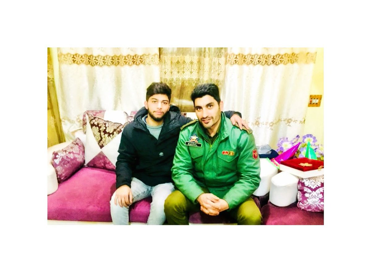 ishayan06's tweet photo. @AskSheikhAadil
thanks brother for spending your precious time with us ❣️
HOME🏘️❣️
BROTHER ❤️
rise and shine 😘 https://t.co/RoAJ79S2h3