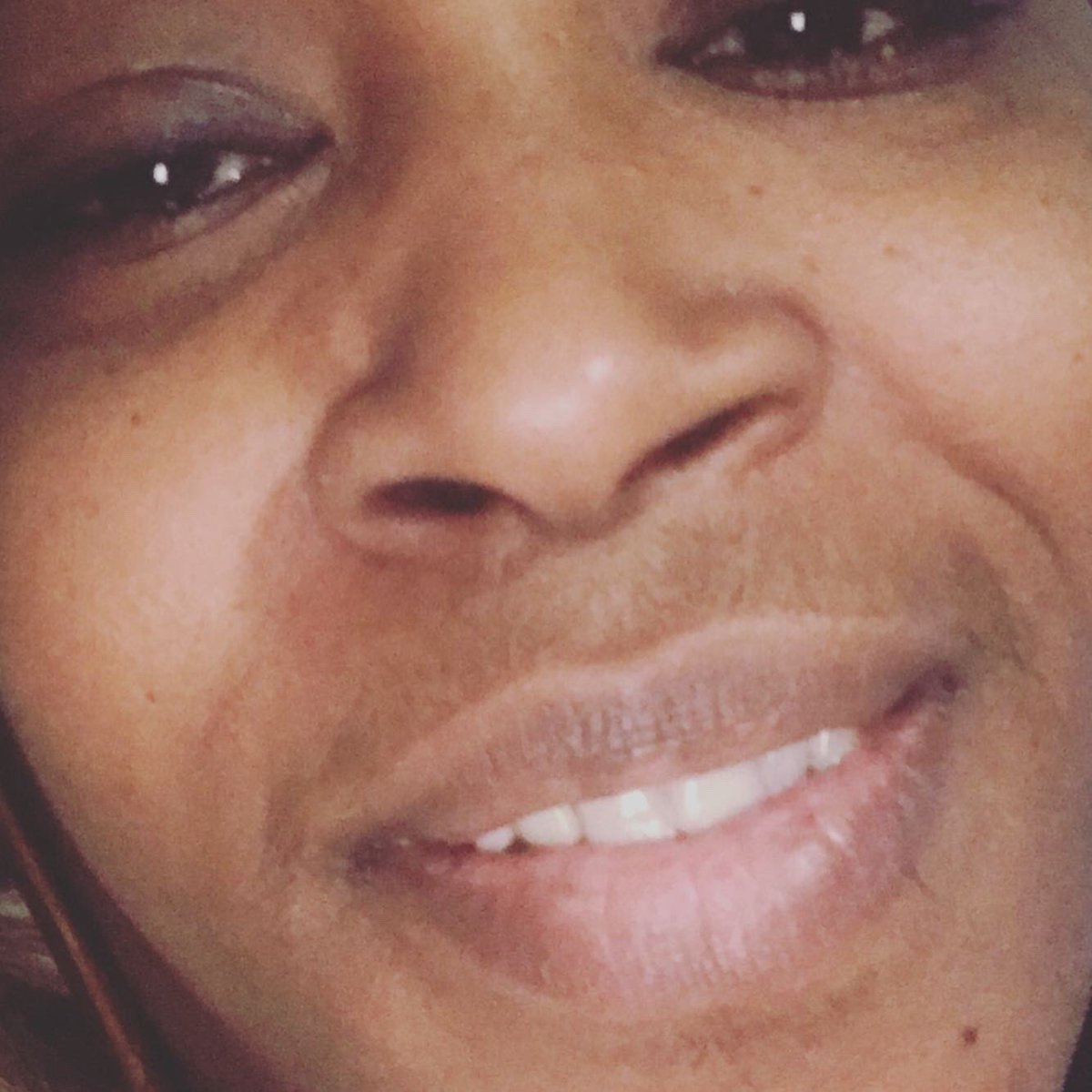 lakeisha1976's tweet photo. BEHOLD BEAUTY IN THE EYE! https://t.co/zLbzB54VkZ
