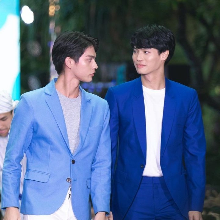 tinybrightwin's tweet image. [ brightwin au ] – teman tapi menikah

metawin gak mau dijodohin. daripada nikah sama orang asing yang gak jelas, mending nikah sama biru—sahabatnya sendiri. iya, kan?