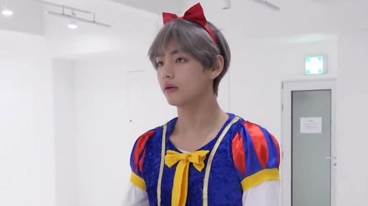 go go taehyung was the cutest