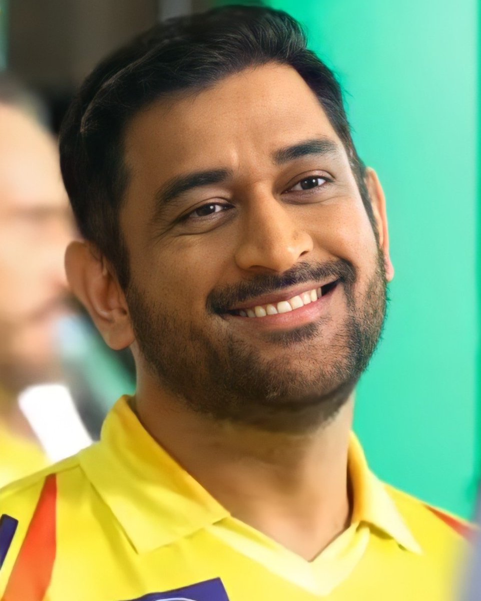 DHONIism's tweet photo. This Smile.. Wow 😍❤️

#MSDhoni • @MSDhoni • #WhistlePodu https://t.co/aU0wmAuyye