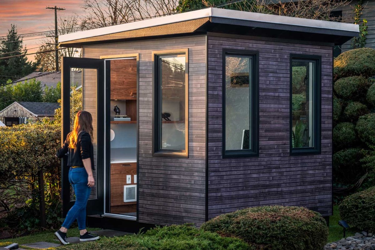 PHOTOS: Metro Vancouver man creates 'BoxOffice', a solution for those working from home dlvr.it/Rr4hRr