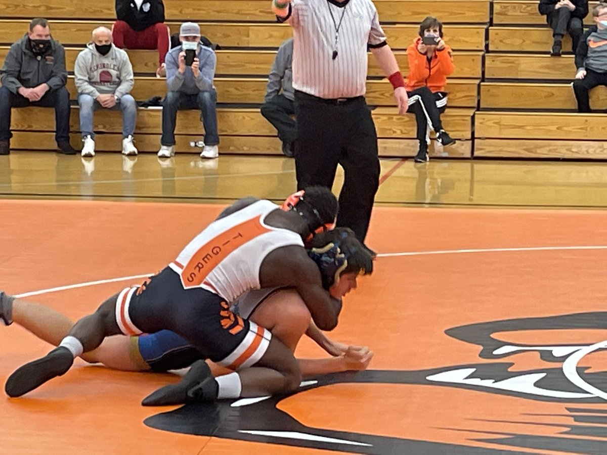 Warsaw_Tigers's tweet photo. Great job wrestlers tonight with win over North Judson 51-18! https://t.co/h5ArSsgGgf