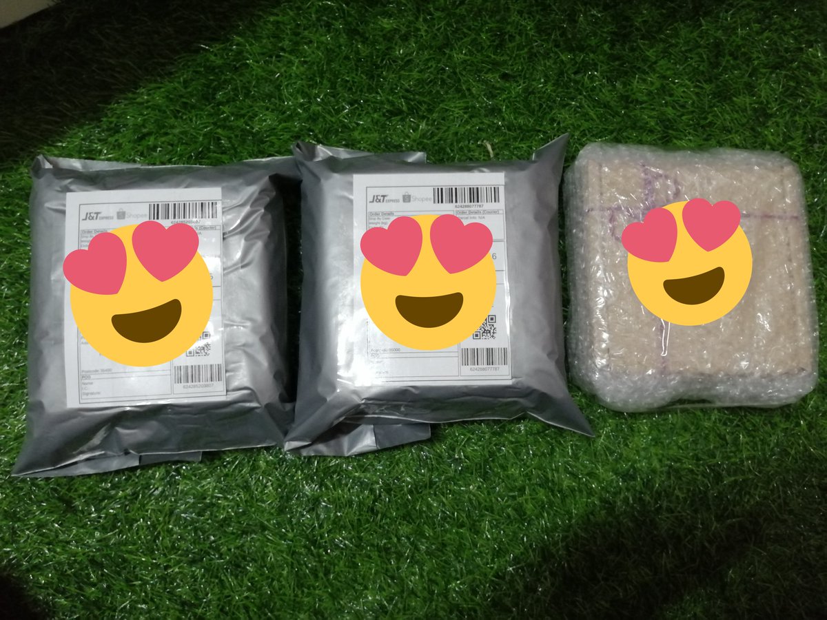 saimahmr's tweet photo. Morning guysss

Dah siap nak pos satgi 🤗🤗

Thanks to value customer 😍😘

#alluskin #zarzou #allufamspenang #codpenang https://t.co/DfMxFGJNa4