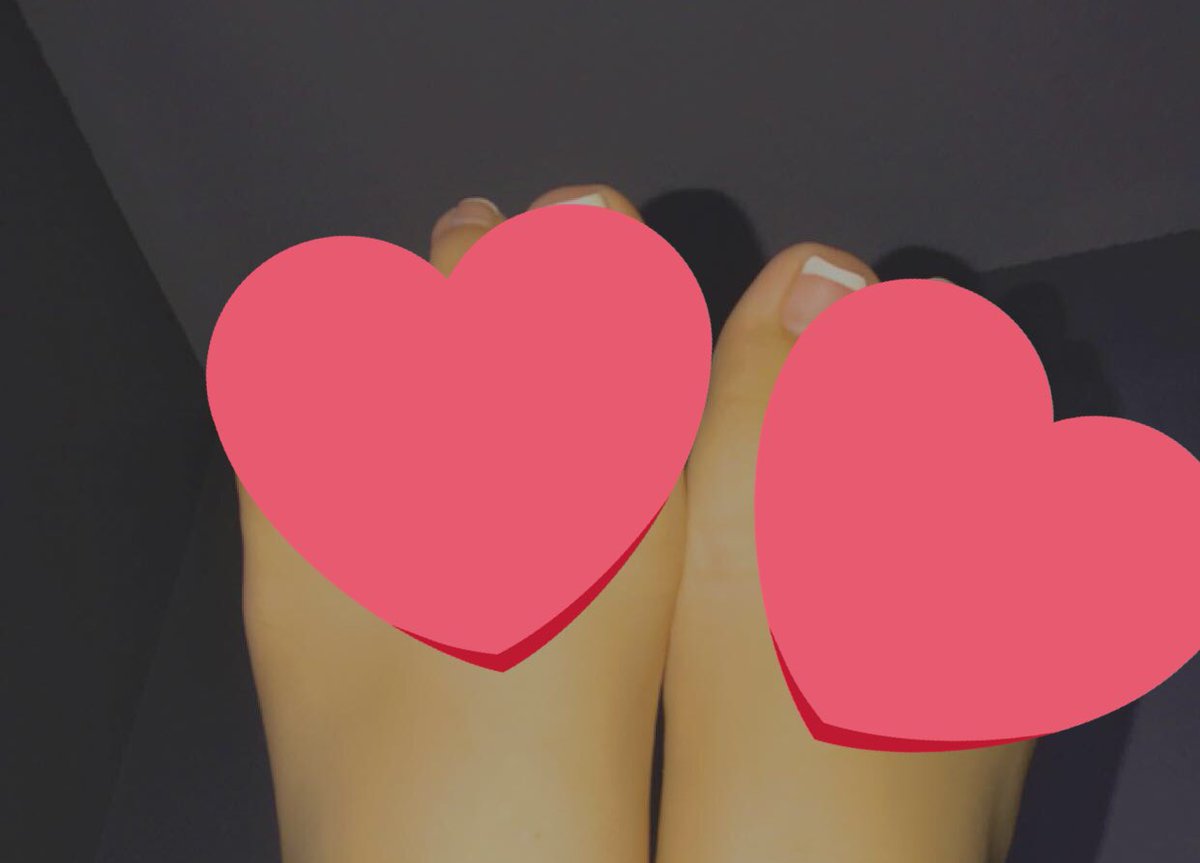 2sweetfeet's tweet photo. I sell Feet Pics And Nudes Babes #selling #content #sexy #footfettish #feet #feetfettish #fettishfriendly #ass #tits #cumslut #buyingcontent #sellingcontent #buyme #cashmaster #buymycontent #femboy #sugardaddylegit #SugarBabies #sugardaddyneededasap #sugarbabylegit #size7 #booty https://t.co/Io1gAt6Lqz