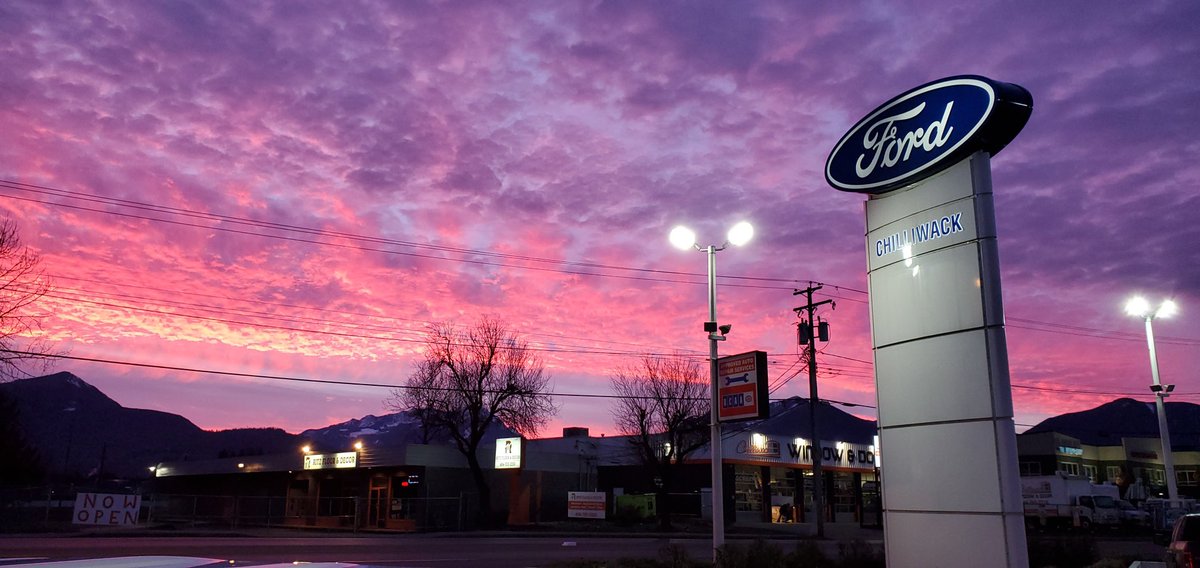 Check out this beautiful cotton candy sky shining down over the #1 Retail Ford Dealer in BC 😍💗💜
.
.
.
#chilliwackford