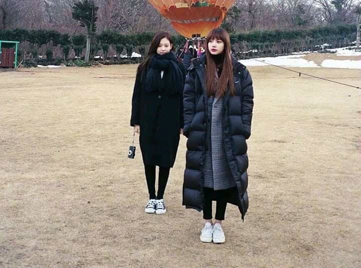 blackpinkscrib's tweet photo. “blackpink is the best with four members” – Jennie https://t.co/tf0pijxjrp