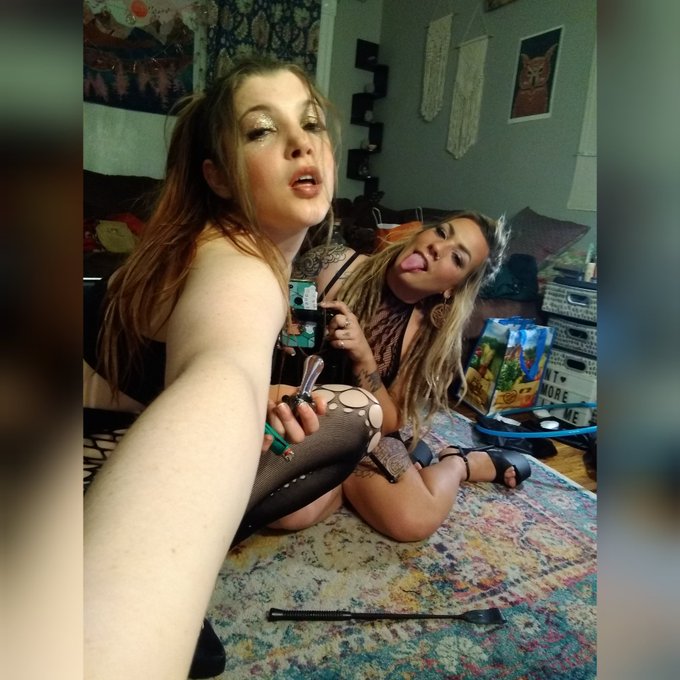 #Workflow #smokeweed #girls #fypシ #onlyfans @emmyxchelle https://t.co/wdfXWhhuNi<a href="/tag/workflow"class="tags">#Workflow</a><a href="/tag/smokeweed"class="tags">#smokeweed</a><a href="/tag/girls"class="tags">#girls</a><a href="/tag/fyp%E3%82%B7"class="tags">#fypシ</a><a href="/tag/onlyfans"class="tags">#onlyfans</a><a class="tags" target="_blank" title="On Twitter" href="/?out=eyJ0eXAiOiJKV1QiLCJhbGciOiJIUzUxMiJ9.eyJpYXQiOjE3MjU2MDE0ODIsImlzcyI6InR3cG9ybnN0YXJzLmNvbSIsIm5iZiI6MTcyNTYwMTQ4MiwiZXhwIjoxNzU3MTM3NDgyLCJyZWRpcmVjdF91cmwiOiJodHRwczovL3R3aXR0ZXIuY29tL2VtbXl4Y2hlbGxlIn0.jJCkTA8sn76Ze0MCEpjIRX1aysyHyWa87wPqKQf56HGXtLFIhMPGFF3uIZ28TeTzyWH15shgVAZ-TWuK7QxujQ">@emmyxchelle</a>