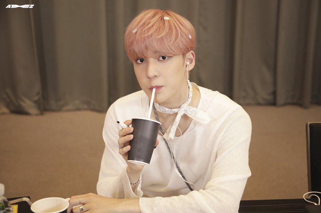 a thread you didn't know you needed: yunho and straws  #ATEEZ  #윤호  #YUNHO