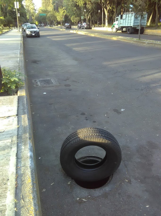 <a href="/CondesaVecinos/">Condesa Pro Vecinos</a> <a href="/Luis_diazdeleon/">José Luis Rodríguez Díaz de León</a> <a href="/INEMexico/">@INEMexico</a> <a href="/nenulo/">Néstor Núñez</a> <a href="/ALaMagdalenaC/">Alcaldía La Magdalena Contreras</a> <a href="/MultiJuarezRoma/">MultifamJuárez_Roma</a> <a href="/LaRomaDF/">Colonia Roma 🚲</a> <a href="/RomaCondsaQueja/">Quejas Colonias Roma-Condesa</a> <a href="/HipodromoRoma/">@Observatorio-Roma-Hipodromo</a> <a href="/RescatandoRoma/">Rescatemos a la Roma</a> <a href="/laucasillas/">Laura Casillas Reportera</a> <a href="/karlaiberia/">Karla Iberia Sánchez</a> <a href="/azuetagO/">Amado Azueta</a> <a href="/sergioaguayo/">Sergio Aguayo</a> <a href="/reformaciudad/">CIUDAD</a> y Sheinbaum, no, no pueden, no tienen jale. 
Pero son tan irresponsables y los primeros en violar las leyes. 
Usan gente y bienes para su beneficio, ¿te sirvió el inmueble? ¡limpia! 
Esta es la coladera Orizaba frente esc. constitución de 1857, Roma sur <a href="/locatel_mx/">@locatel_mx</a> por favor.