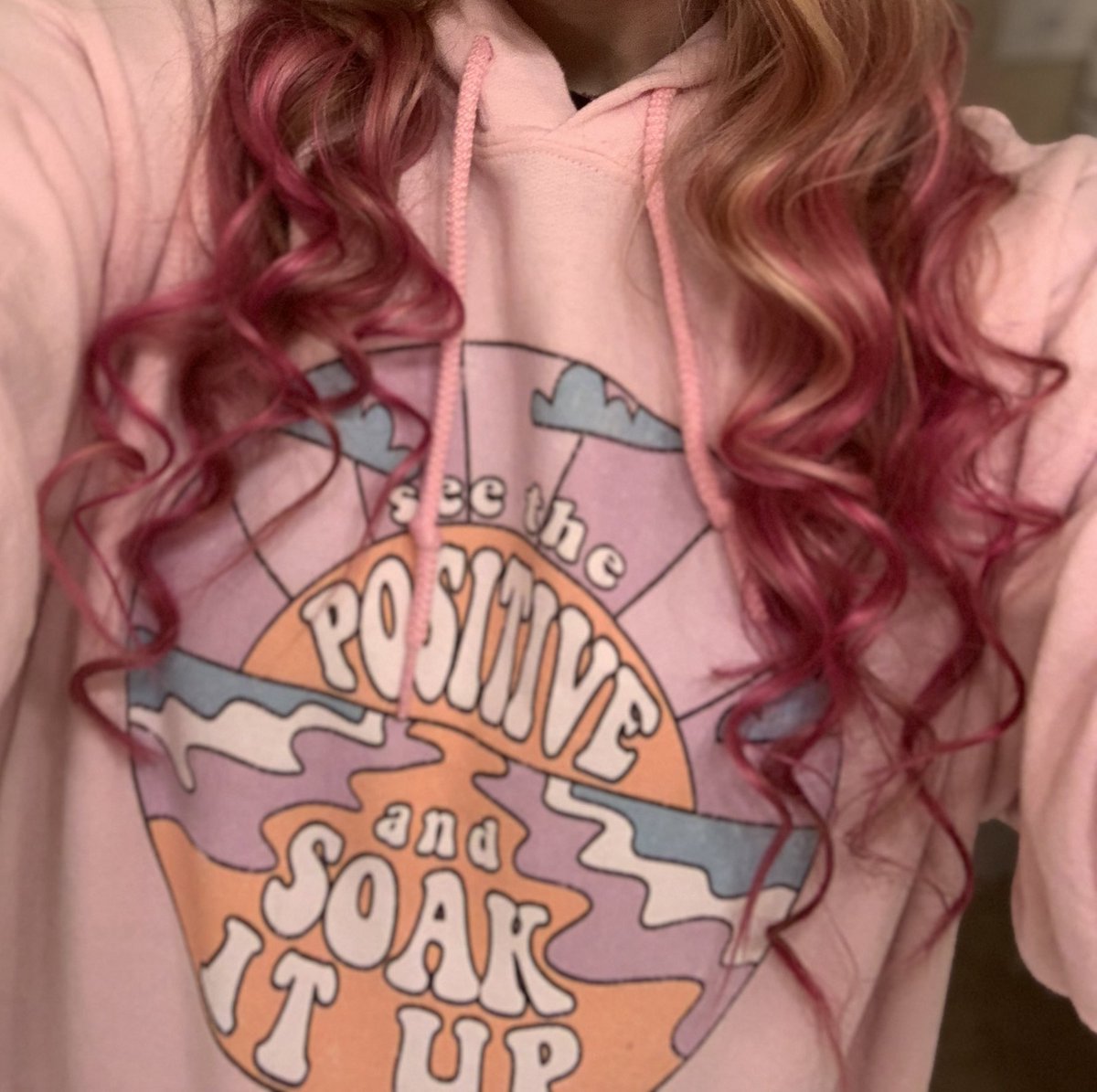 haley MOLLIE YEAR tweet media